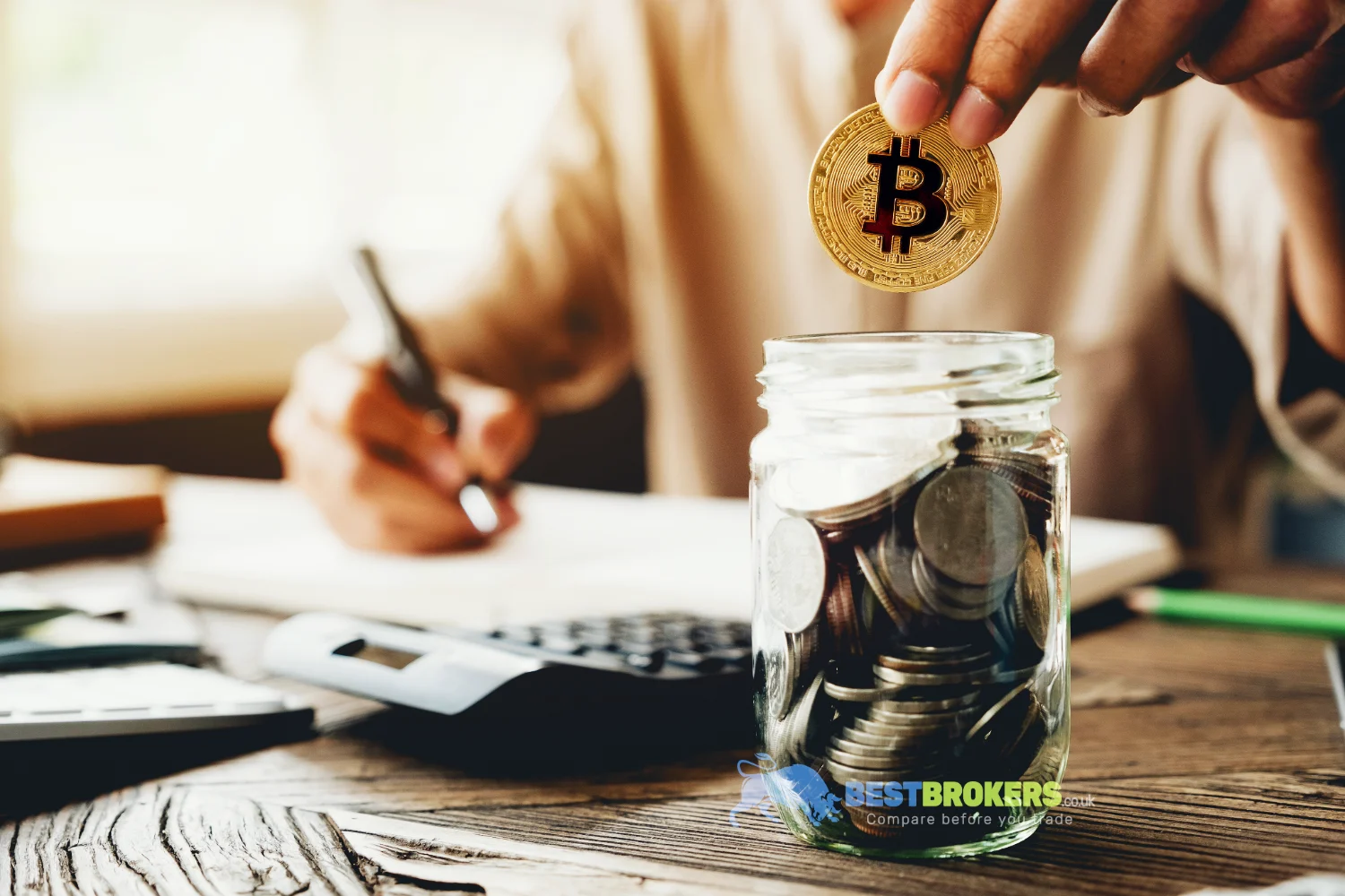 Buy cryptocurrencies via a reliable online broker